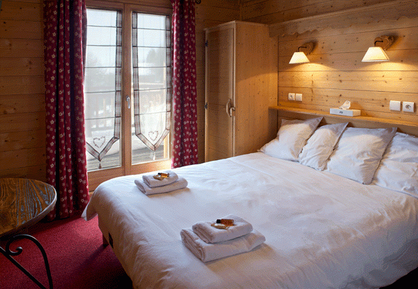 Bedroom1web.gif - © QF Bedroom1web.gif