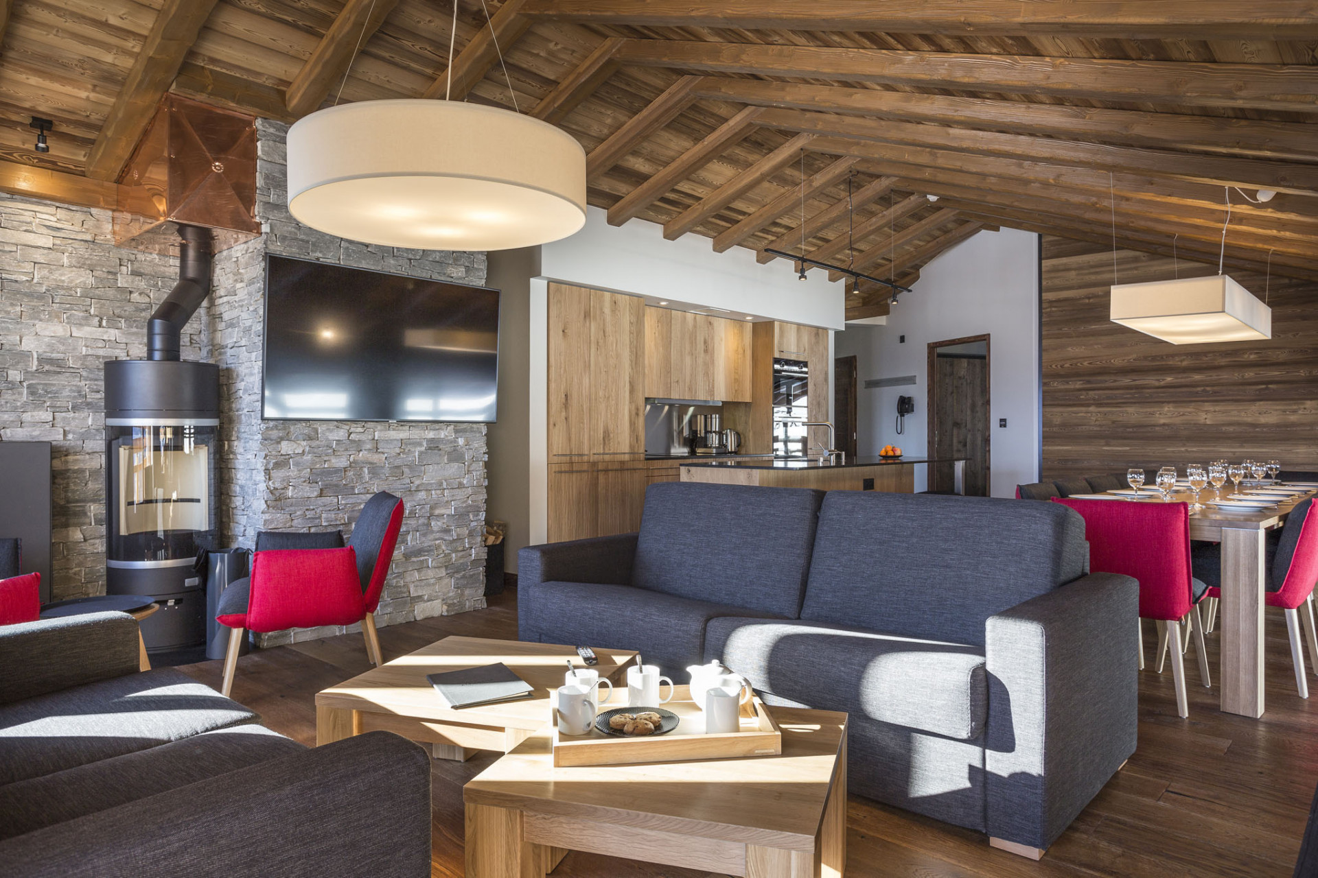 Exemple d'un espace de vie commun d'une suite appartement prestige (220 m²)