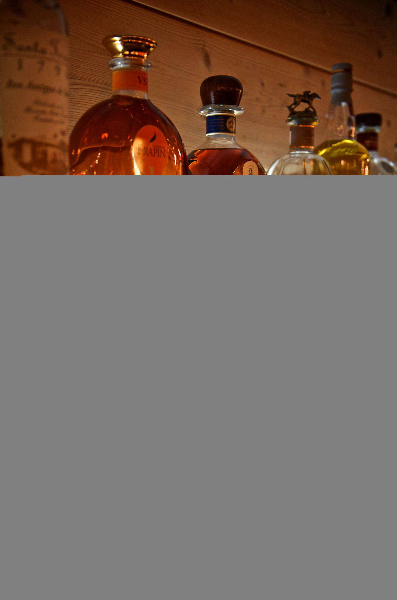 Vous pouvez vous detendre au bar de l'Accroche Coeur