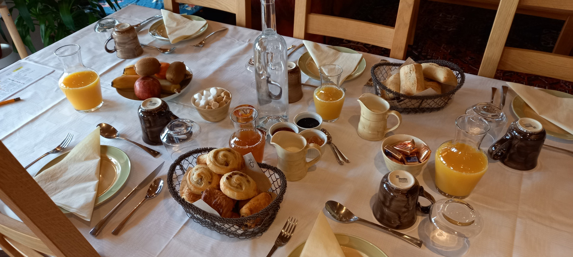 Petit-déjeuner - © J D Mountain Petit-déjeuner