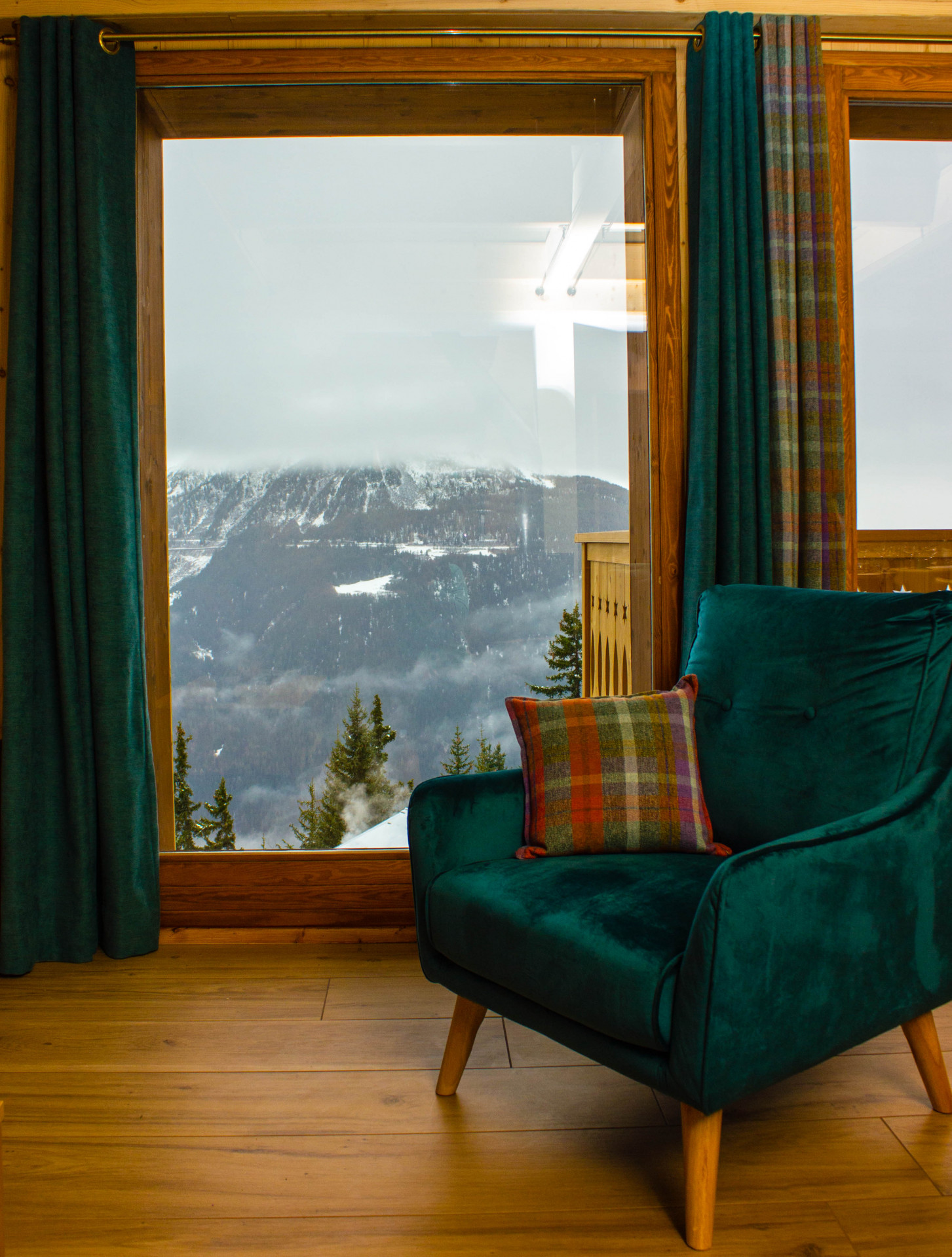 img_0589.jpg img_0589.jpg