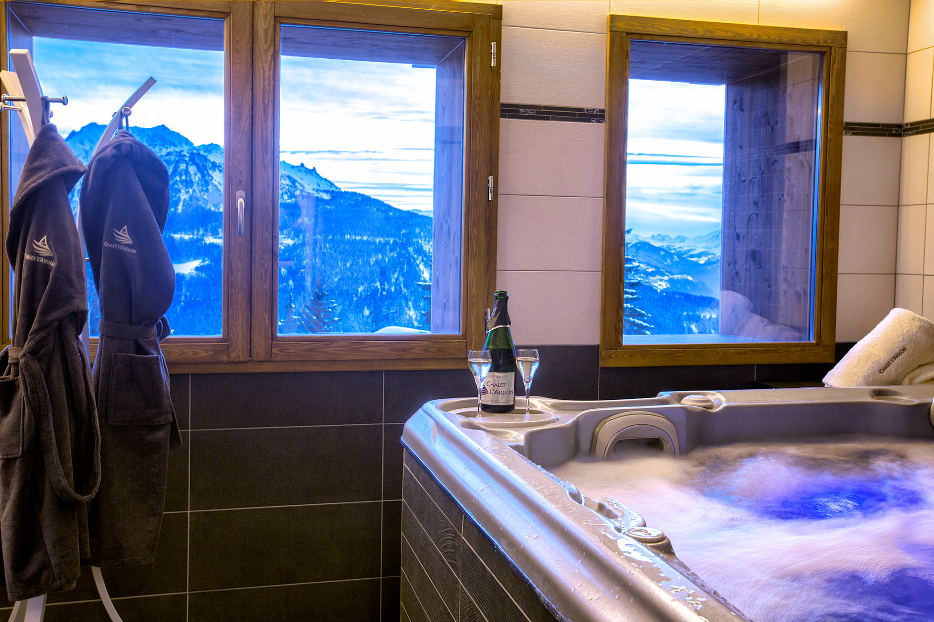 Jacuzzi