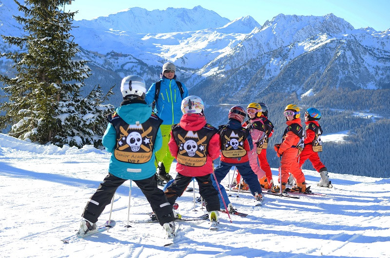 ski-school-evolution-2-la-rosiere