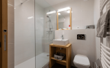 Room 202751-551308