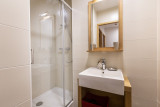 Salle de bain 1, Appartement Roc Noir RIT011, Résidence Miravidi, La Rosière