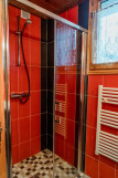 salle-de-douche-2-appartement-CH001C-chalet-les-charmettes-la-rosiere-vue-3