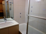 salle-de-bain-studio-VN316-le-vanoise-la-rosiere-vue-2