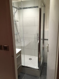 salle-de-bain-appartement-TR416-les-terrasses-la-rosiere-vue-3