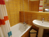 Salle de bain, Appartement BEL405, Le Belvédère, La Rosière, vue 1