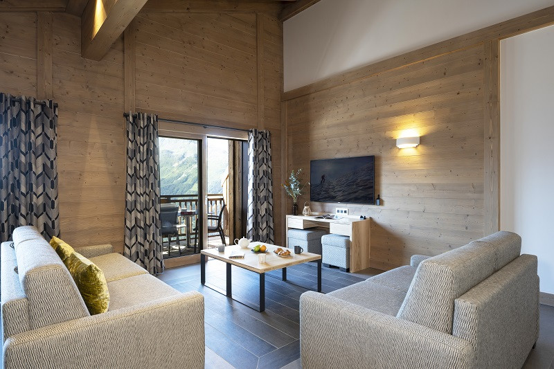 coin-salon-suite-appartement-executive-hotel-alpen-lodge-la-rosiere