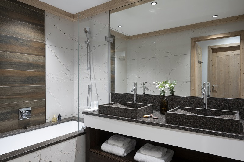 Salle de bain, Suite Appartement, hôtel Alpen Lodge, La Rosière Salle de bain, Suite Appartement, hôtel Alpen Lodge, La Rosière