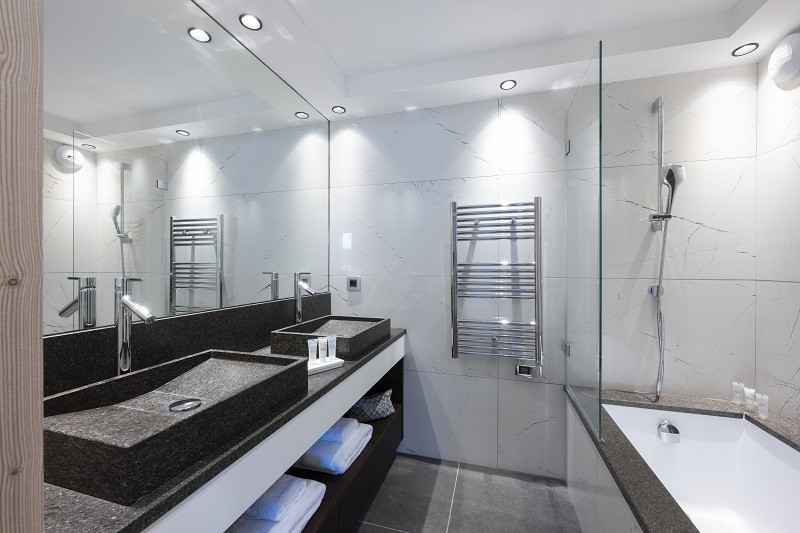Salle de bain, Suite Junior, hôtel Alpen Lodge, La Rosière Salle de bain, Suite Junior, hôtel Alpen Lodge, La Rosière