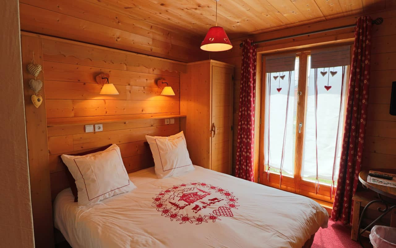 Room 191077-520572 Room 191077-520572