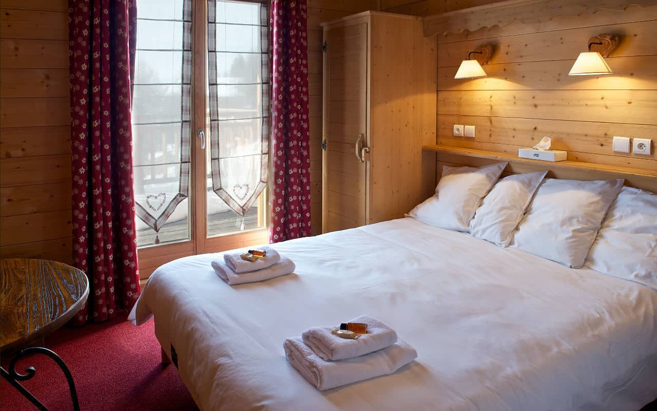 Room 191077-520573 Room 191077-520573