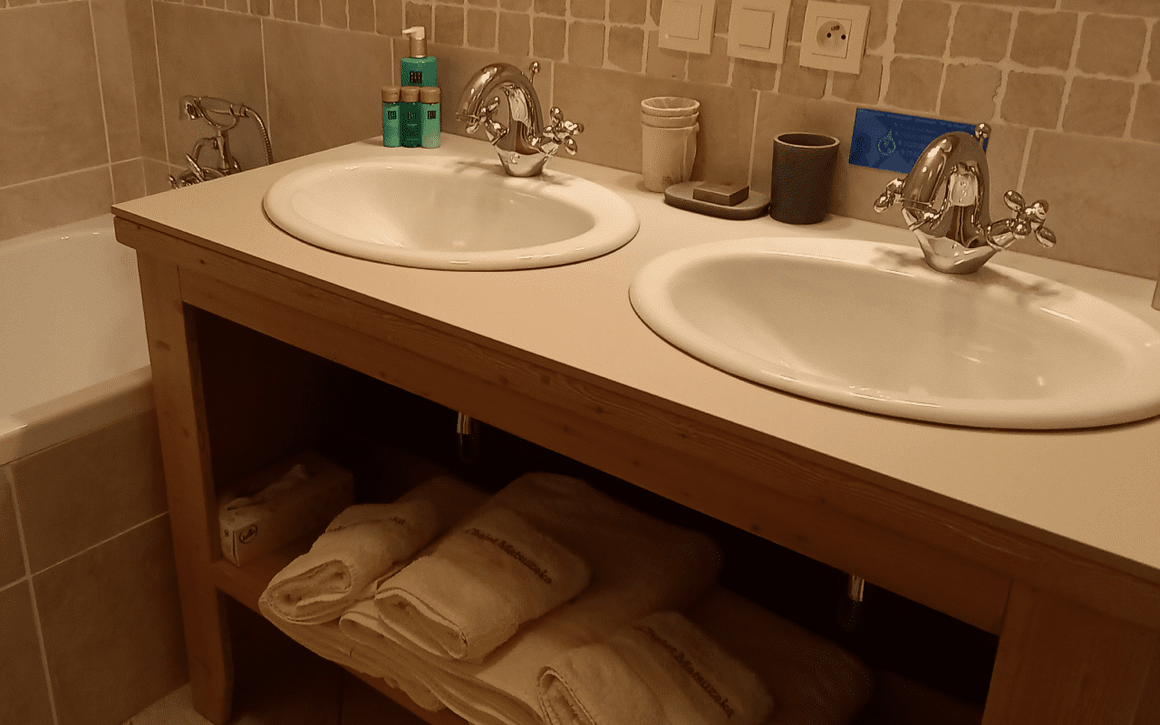 SAVOYARD CHAMBRE FAMILIALE