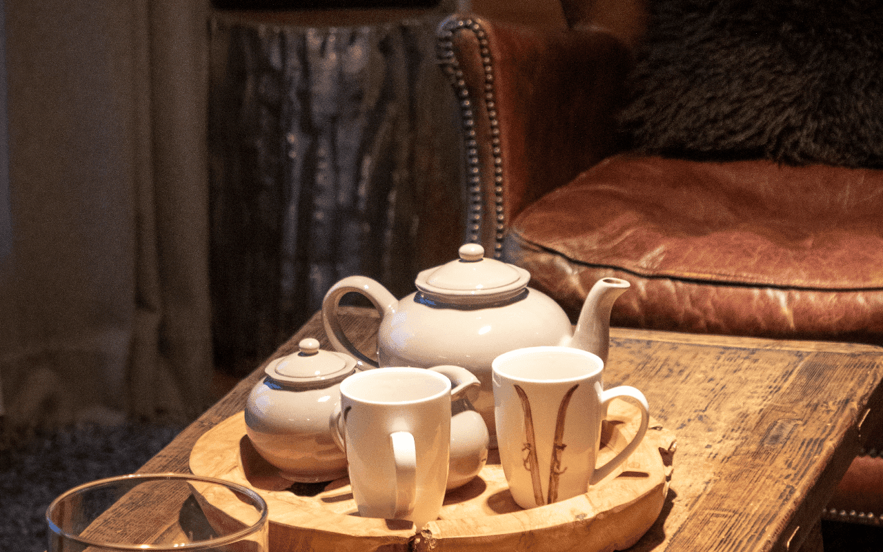 Room 202764-551324 Room 202764-551324