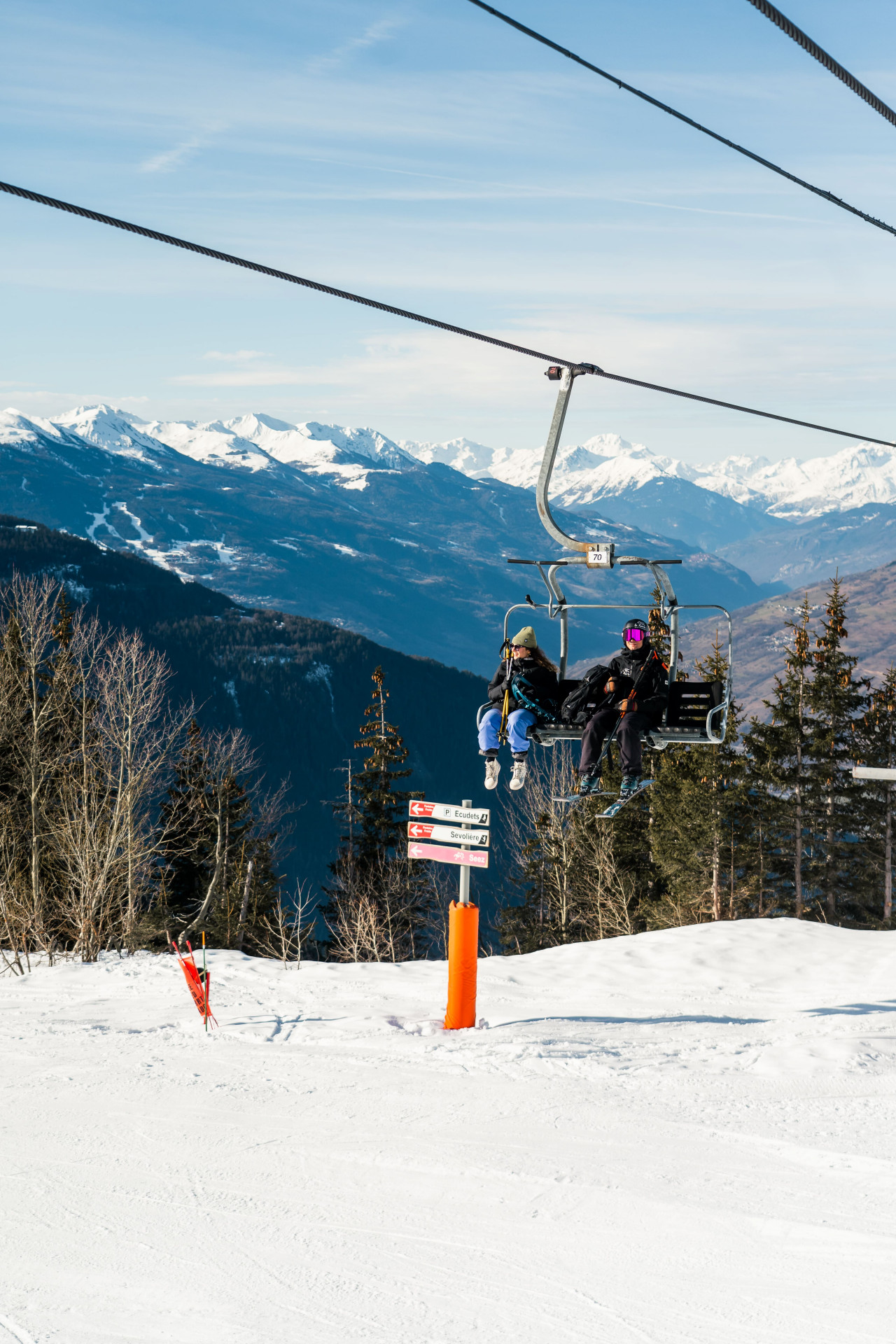2024-une-piste-de-ski-raquette-ski-2-5054096