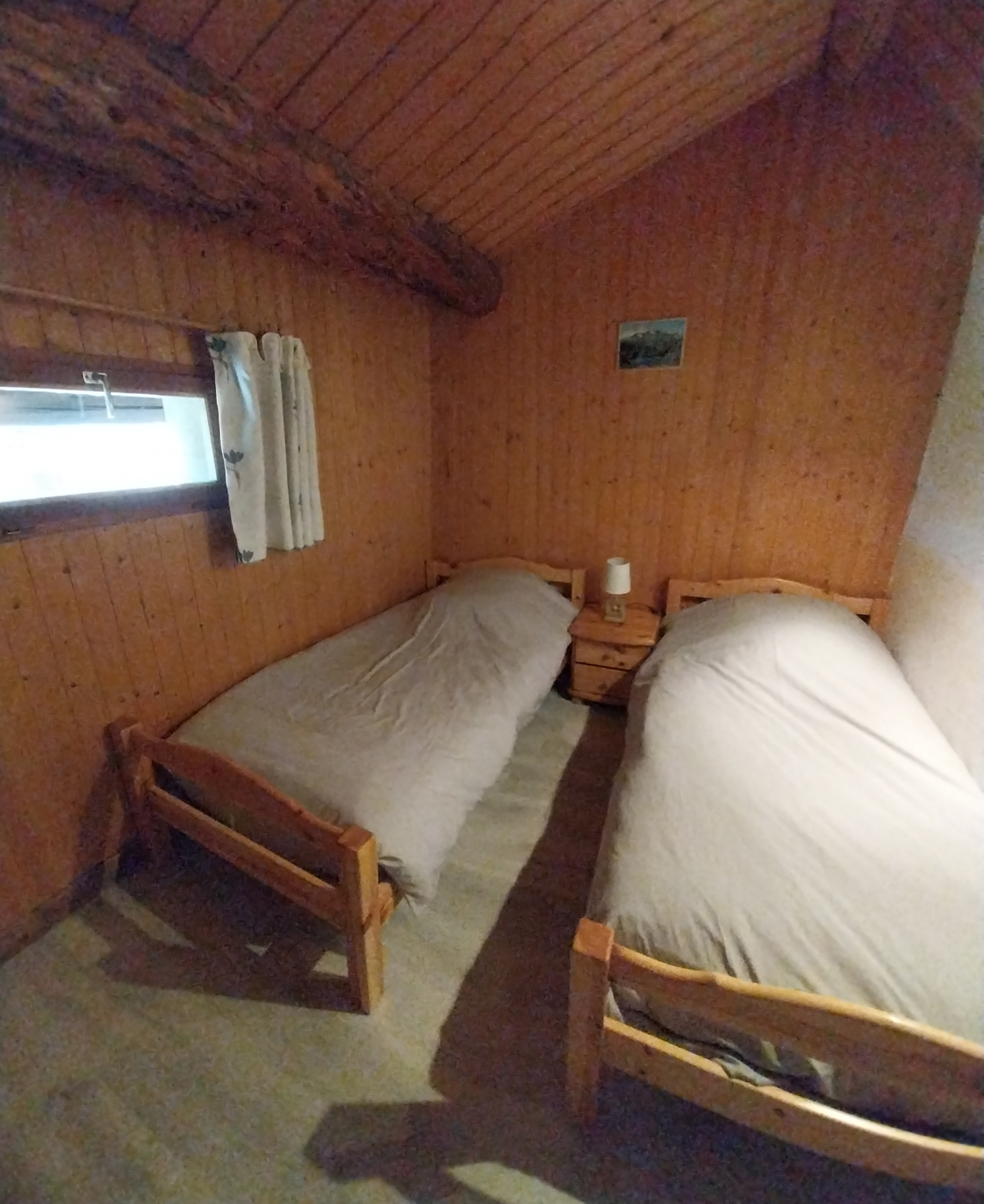 chambre-3-appartement-GL027-chalet-la-chancelle-la-rosiere