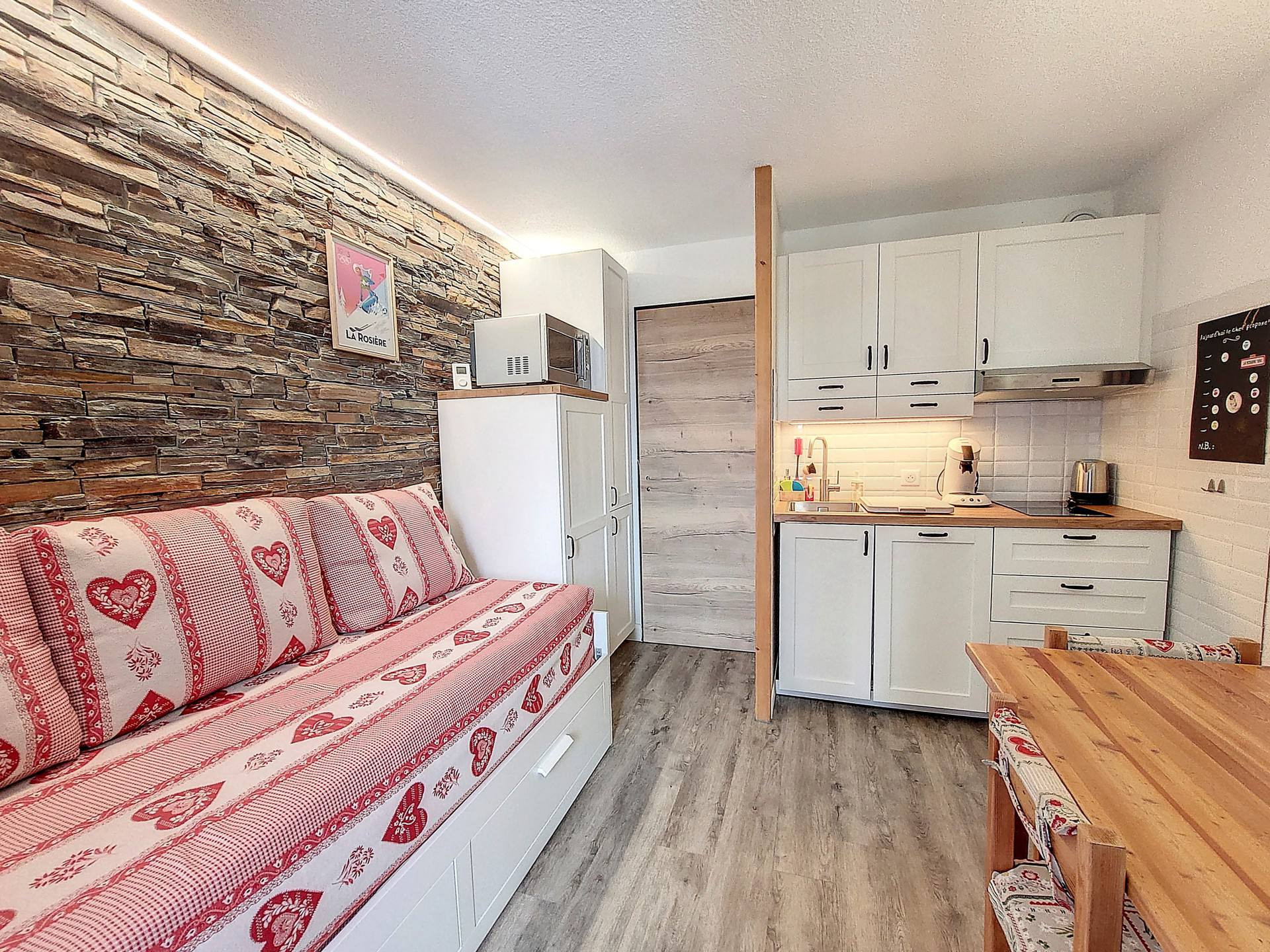 _larosiere-immobilier_lv_images__lot_0000070630_01_5023854 _larosiere-immobilier_lv_images__lot_0000070630_01_5023854