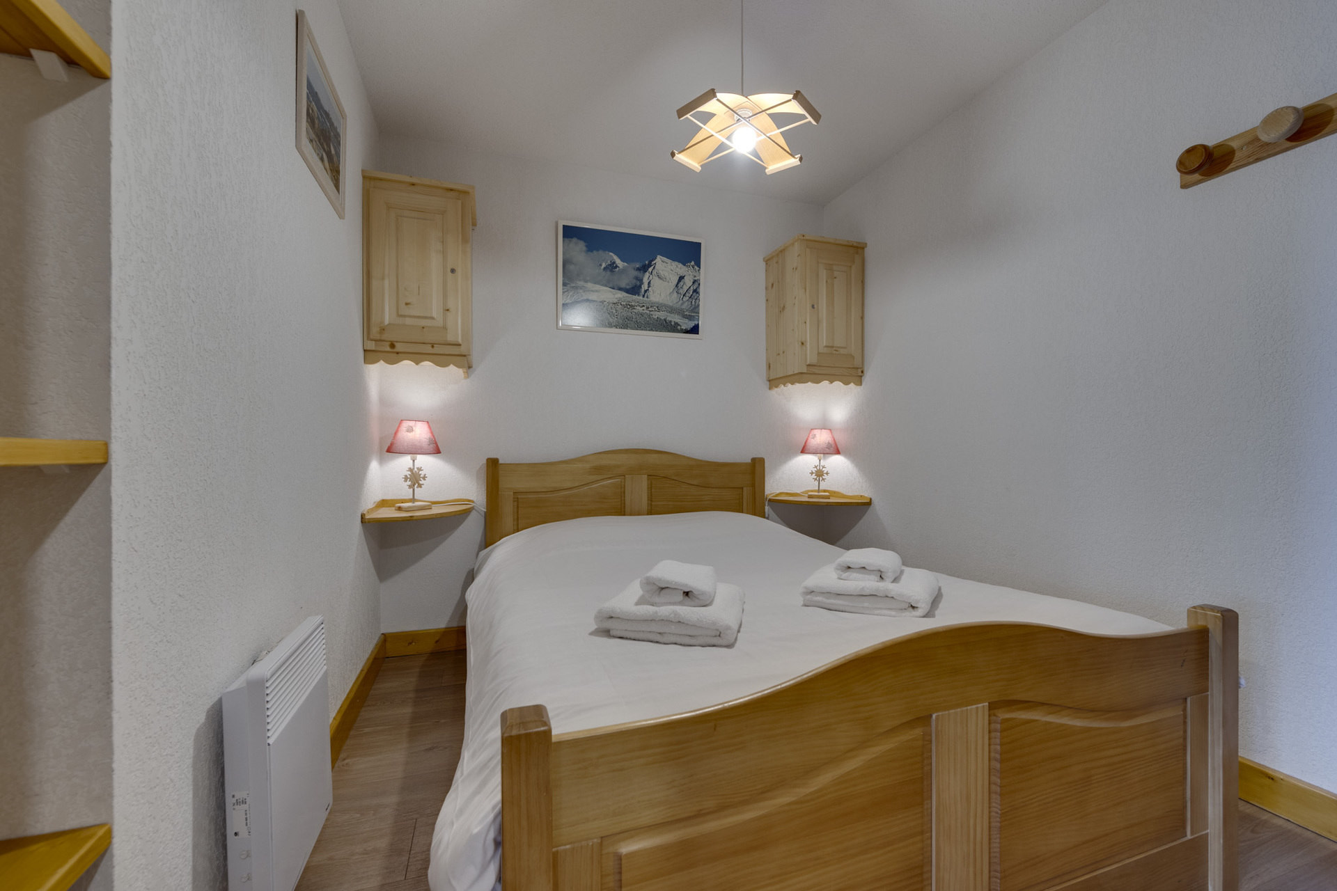 _lv_images__lot_0075553726_04_4560999