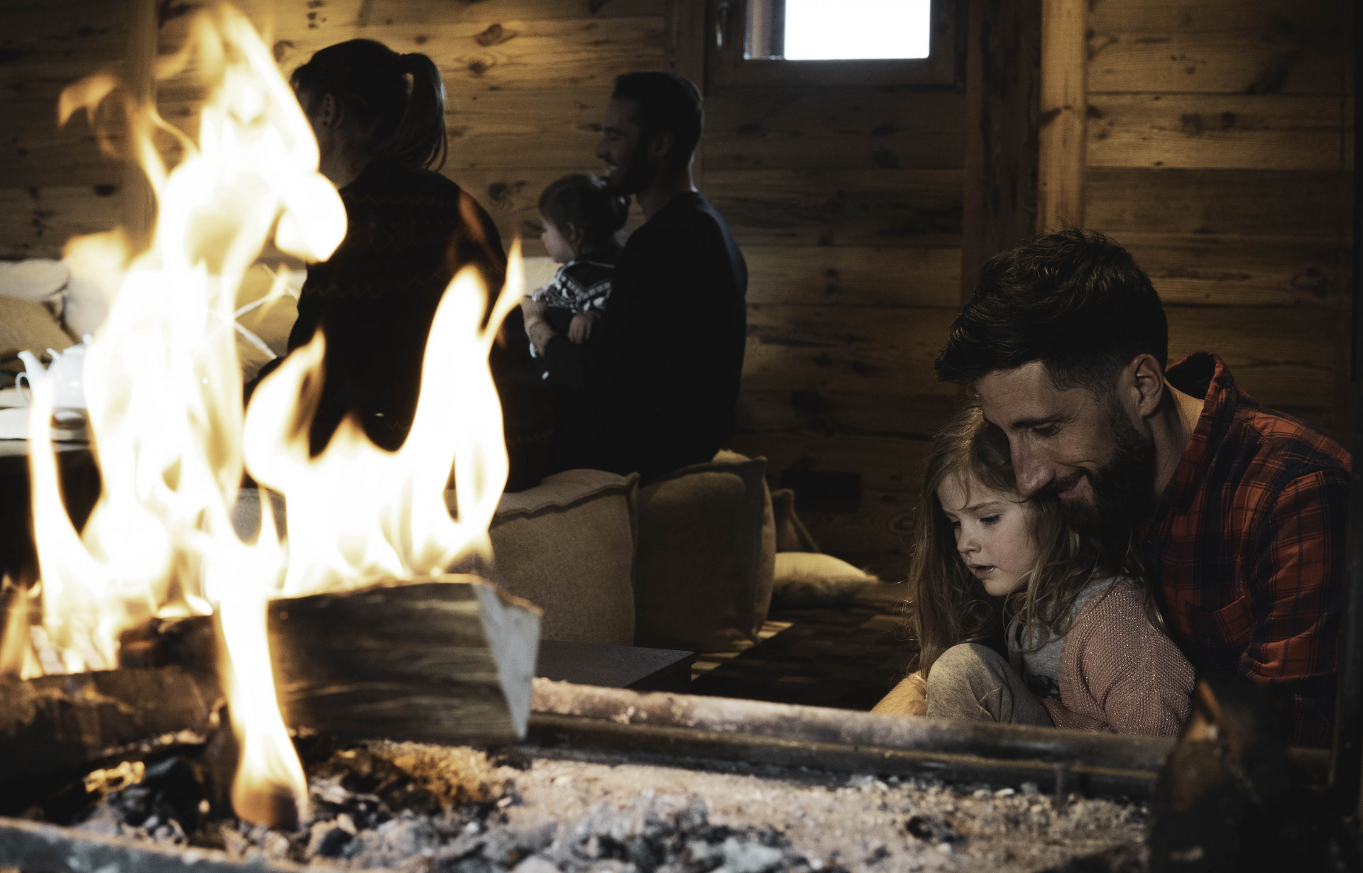 Au coin du feu dans un chalet pour Noël à La Rosière Au coin du feu dans un chalet pour Noël à La Rosière