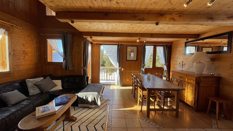 chalet-soleil-sejour-salle-a-manger-3240870