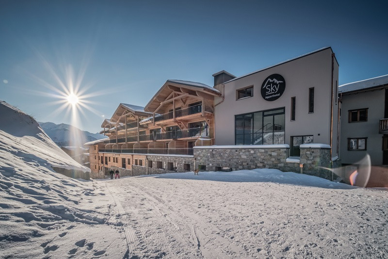 exterieur residence sky la rosiere front de neige