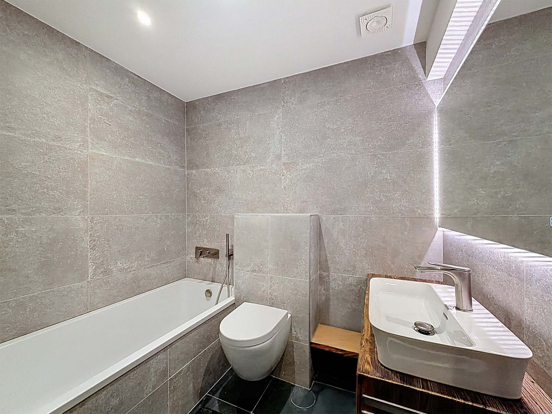 salle de bain indépendante 1