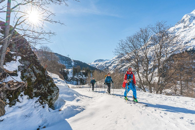 Ski de randonnée découverte avec Oxygène, à La Rosière.