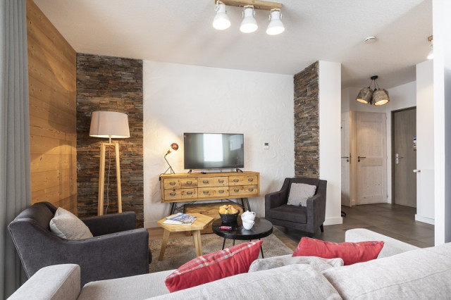 sejour-appartement-3-pieces-le-hameau-de-barthelemy-la-rosiere-vue-1