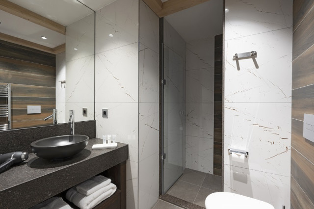 Salle de douche, Appartement 4P8PERS, Alpen Lodge, La Rosière Salle de douche, Appartement 4P8PERS, Alpen Lodge, La Rosière