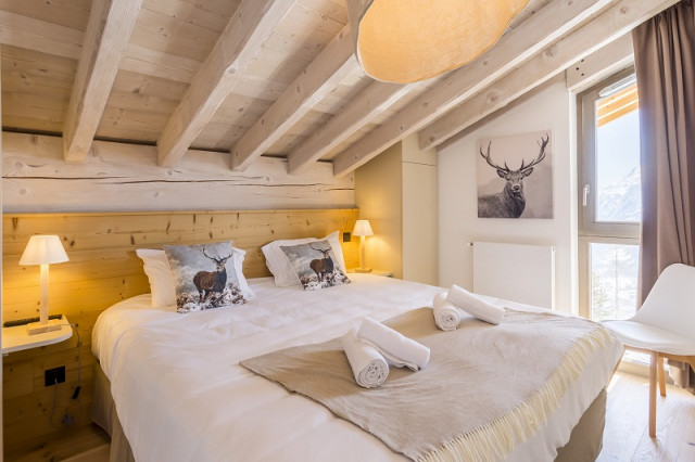 Chambre 1, Appartement 3 pièces, Le Hameau de Barthélémy, La Rosière - © Manu Reyboz chambre-1-appartement-3-pieces-le-hameau-de-barthelemy-la-rosiere