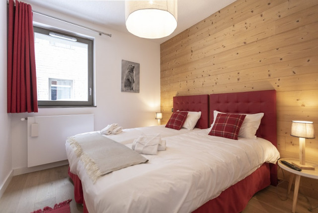 Chambre 2, Appartement 3 pièces, Le Hameau de Barthélémy, La Rosière - © Manu Reyboz chambre-2-appartement-3-pieces-le-hameau-de-barthelemy-la-rosiere