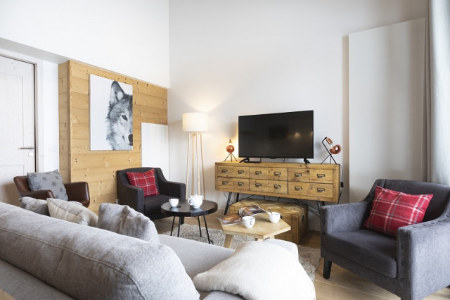 sejour-appartement-2-pieces-le-hameau-de-barthelemy-la-rosiere-vue-2