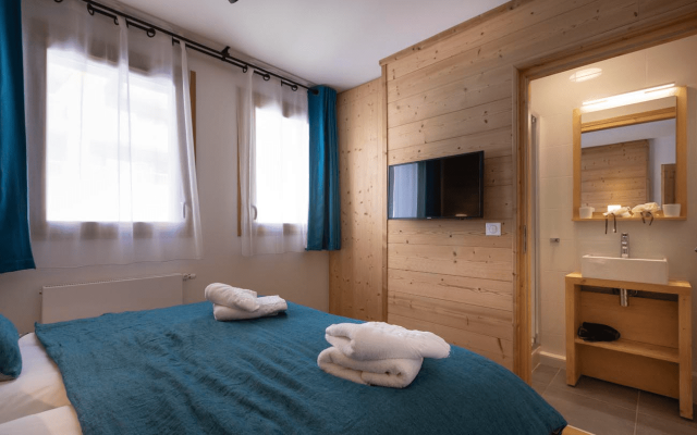 Room 202750-551307 Room 202750-551307