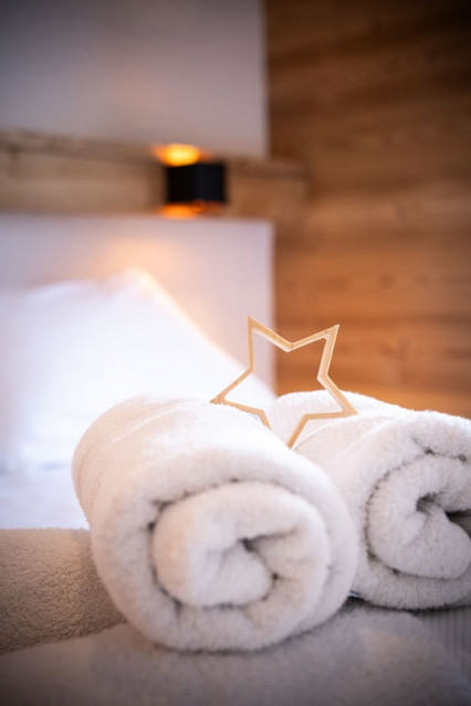 chambre-2-appartement-CRYS4-chalet-le-crystal-la-rosiere-vue-2