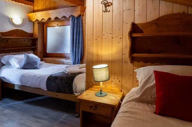 Chambre 2, Appartement Charlotte, Chalet l'Ourson, La Rosière
