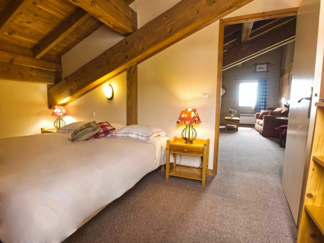 Chambre, appartement COUDON, Le Schatzi, La Rosière, vue 2 Chambre, appartement COUDON, Le Schatzi, La Rosière, vue 2