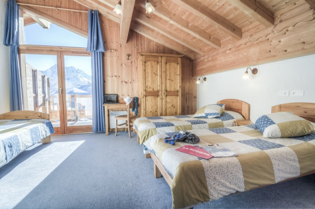 Chambre 2, Appartement APTN2, Le Planica, La Rosière chambre-2-appartement-APTN2-le-planica-la-rosiere