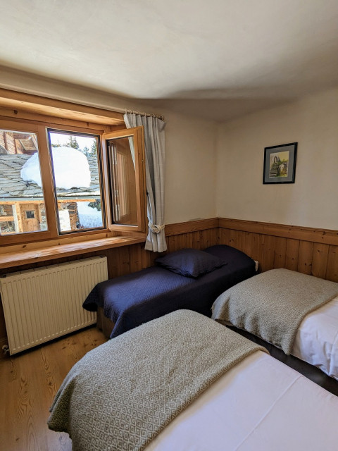 chambre-ouest-3epicea-web-3021969 chambre-ouest-3epicea-web-3021969