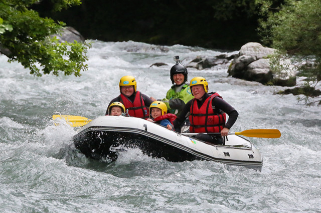 h2o-rafting-2-421599