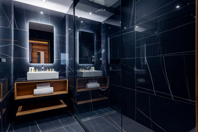 la-rosiere-appartement-5-salle-de-bain-richard-roberts-3479974