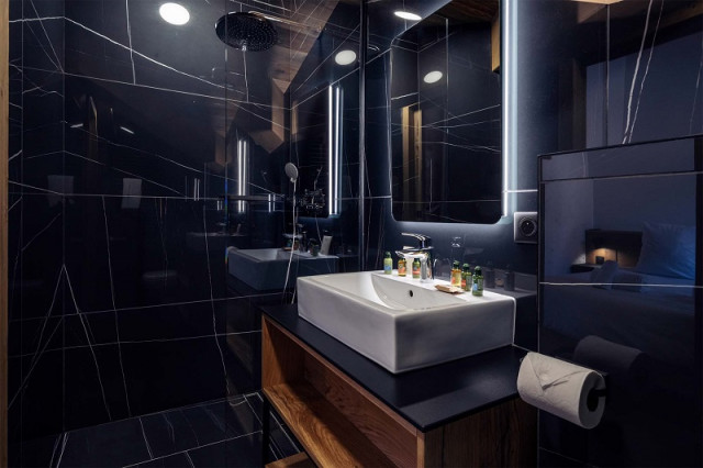 la-rosiere-appartement-6-salle-de-bain-richard-roberts-3-3479996