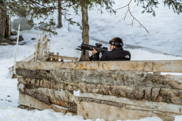 activite-lasergame-dans-un-paysage-enneige-la-rosiere