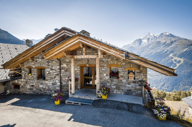 Entrée de la résidence Le Panoramic, La Rosière Entrée de la résidence Le Panoramic, La Rosière