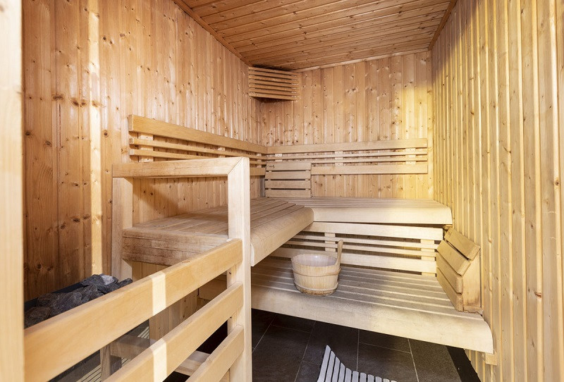 Sauna, Chalet Les Perdrix,  La Rosière, vue 2 - © Manu REYBOZ, Mountain Collection sauna-chalet-les-perdrix-la-rosiere-vue-2
