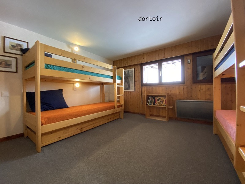 Chambre 2, Chalet Bembow Maroum, La Rosière, vue 2 chambre-2-chalet-bembow-maroum-la-rosiere-vue-2