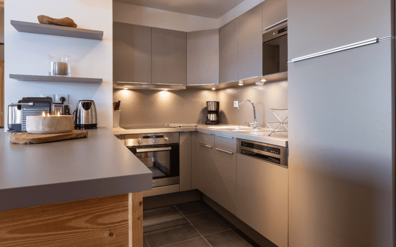 Room 202765-551326 Room 202765-551326