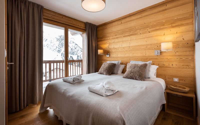 Room 202765-551326 Room 202765-551326