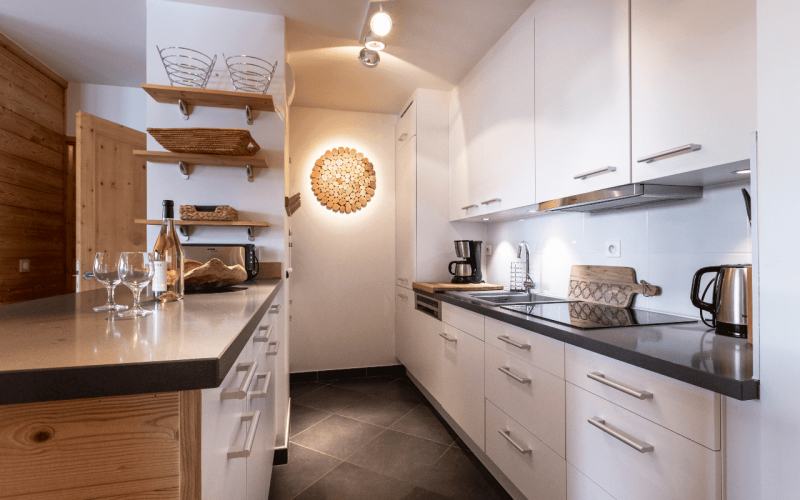 Room 202762-551322 Room 202762-551322